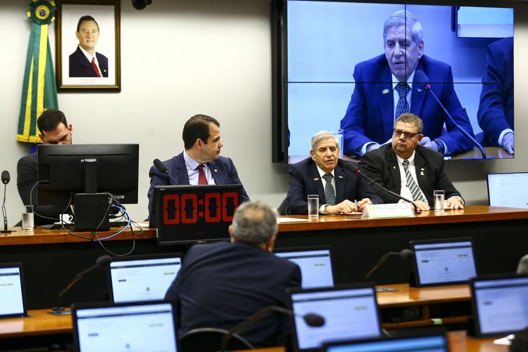 O ministro do Gabinete de Segurança Institucional (GSI), general Augusto Heleno, durante audiência da Comissão de Fiscalização Financeira e Controle da Câmara dos Deputados.