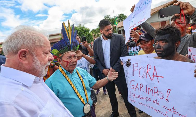 O presidente Luiz Inácio Lula da Silva visita o hospital indígena e a Casa de Apoio à Saúde Indígena em Boa Vista, capital de Roraima